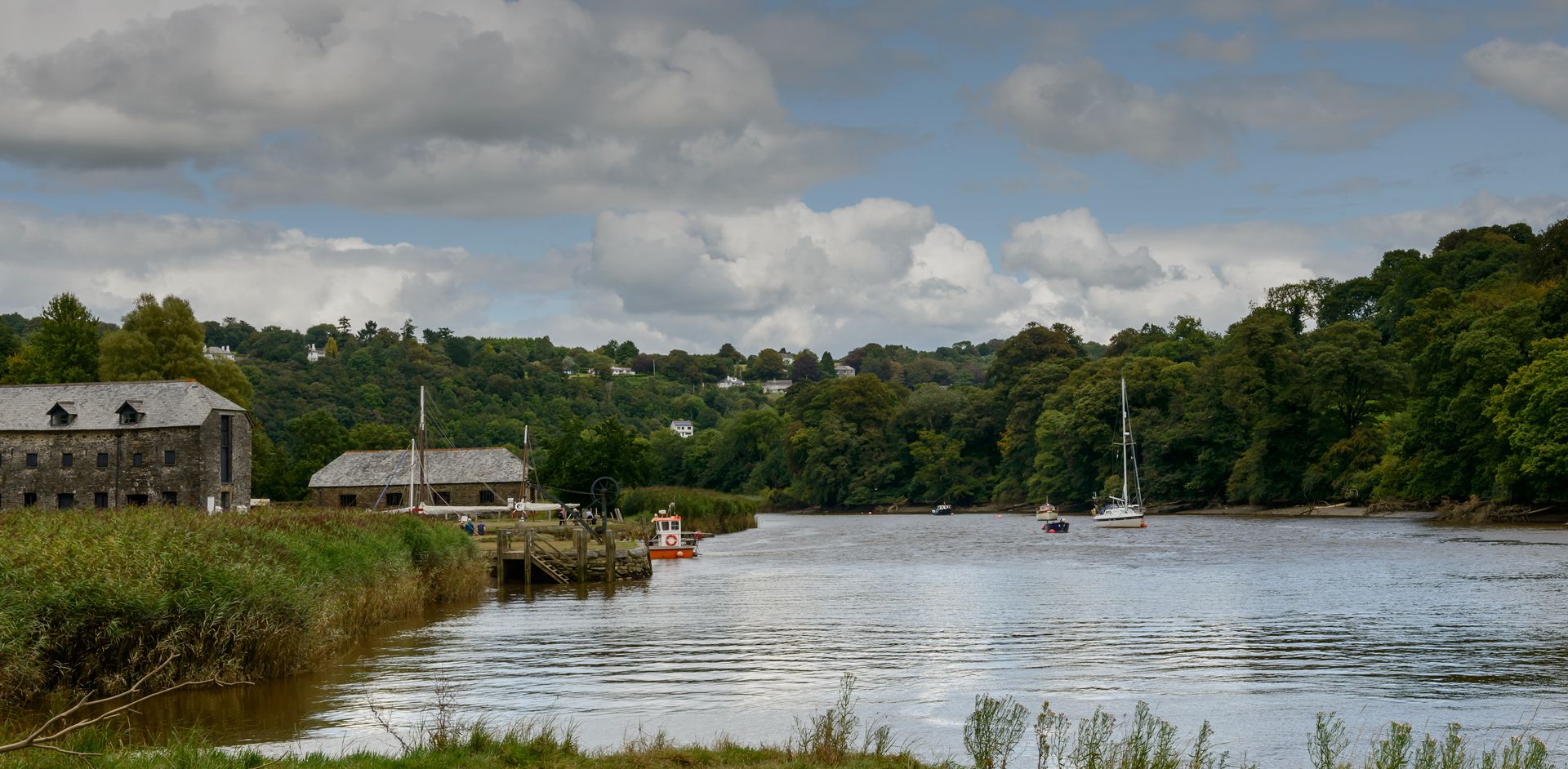 Plymouth Boat Trips Cotehele - Slide Two